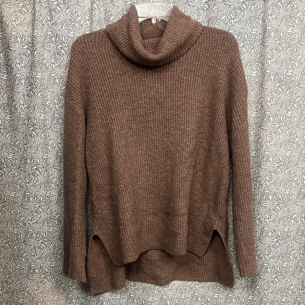 Cozy Mauve Turtleneck Sweater